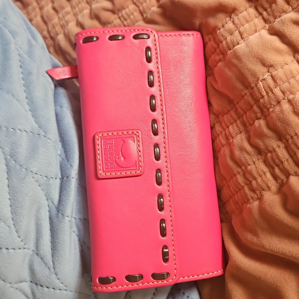 Dooney & Bourke Florentine Clutch Wallet